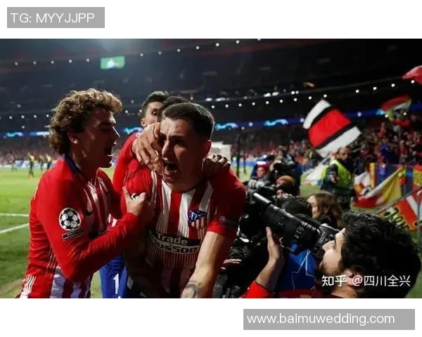 足球明星进球庆祝方式大揭秘各具特色的庆祝动作背后的故事与意义